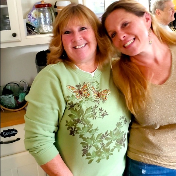 Meet your Posher, Danielle - Picture 7 of 7